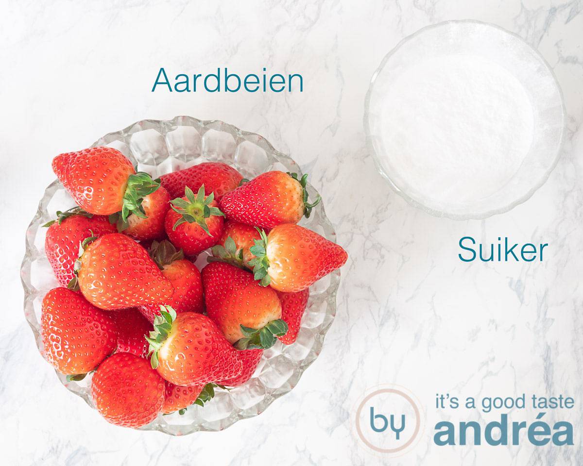 Ingredienten aardbeiensaus een heerlijke dessertsaus