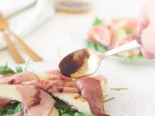 Italiaanse salade met meloen, pancetta en rucola