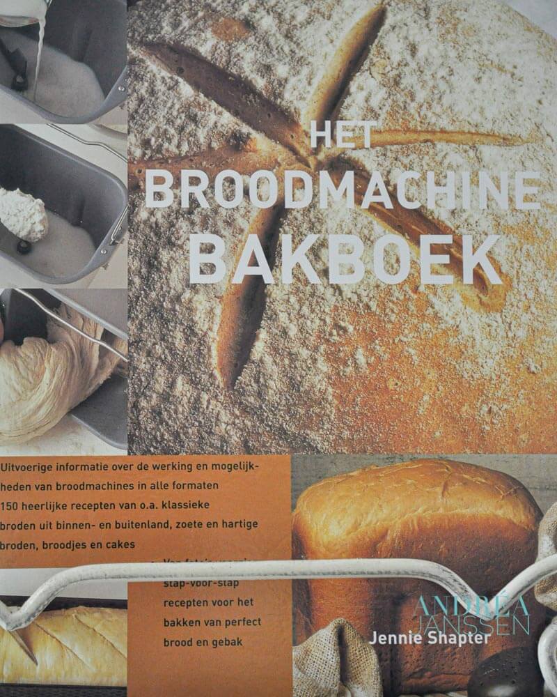 voorkant boek broodmachine bakboek