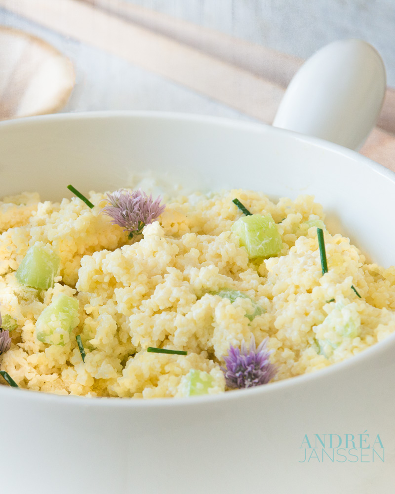 couscous salade met bieslook en komkommer