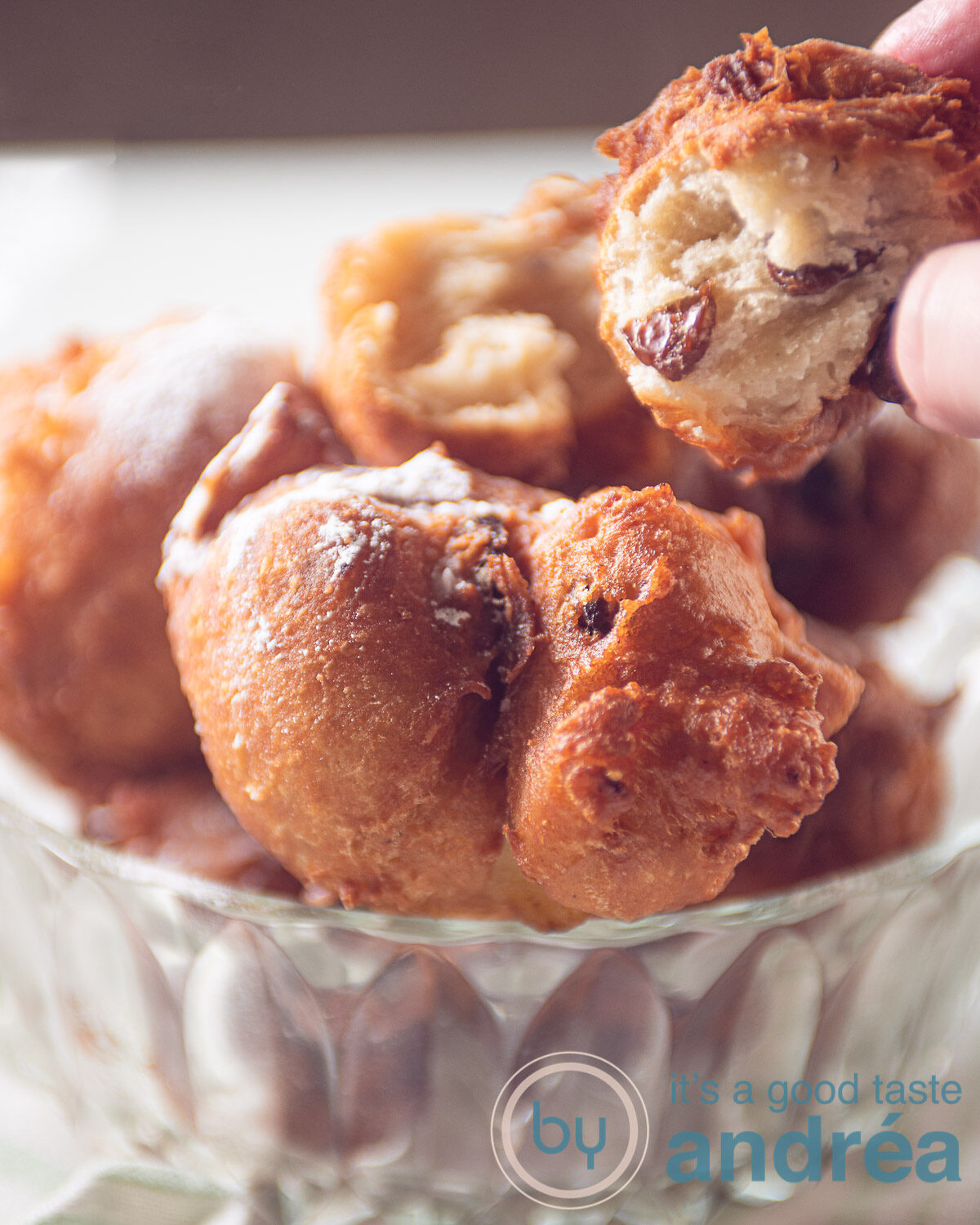 Vermenigvuldiging terugtrekken Bestuurbaar Oliebollen met Bier Beslag (Luchtig en Lekker) - By Andrea Janssen