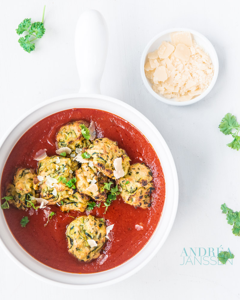 Courgette gehaktballetjes in tomatensaus