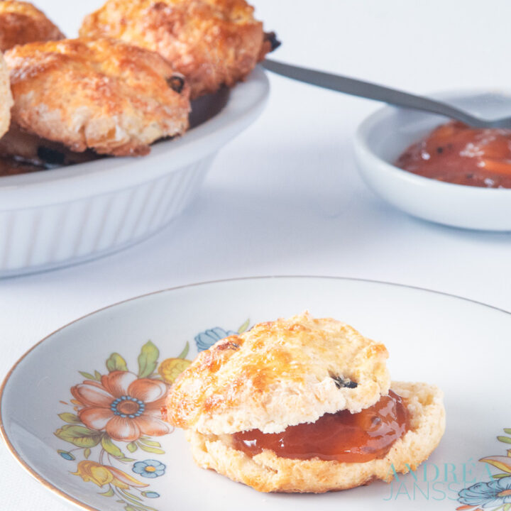 Scones met sinaasappel