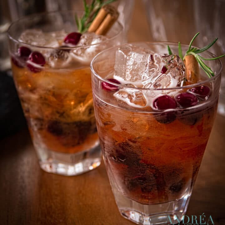 Thanksgiving cranberry cocktail