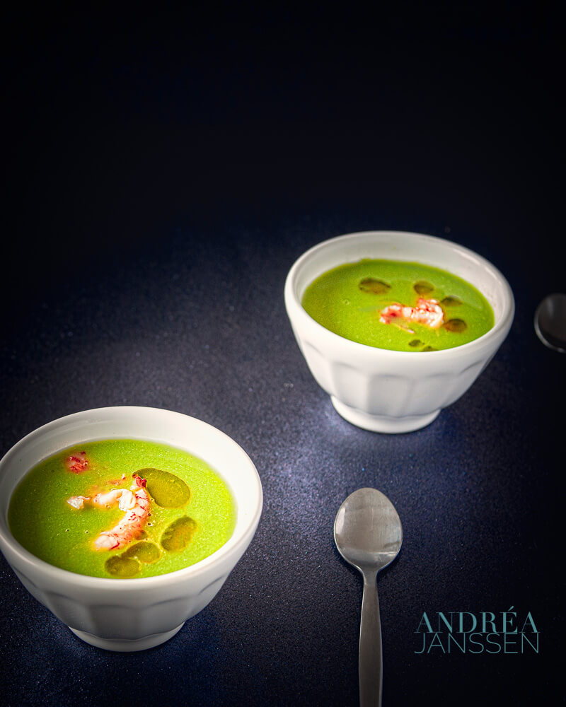 Licht soepje van doperwtjes en rivierkreeftjes - pea soup with cray fish-bewerkt