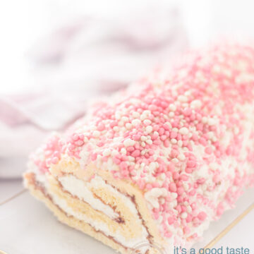 baby shower cake roll