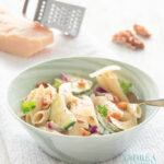Penne met courgette en walnoten - penne with zucchini and walnuts