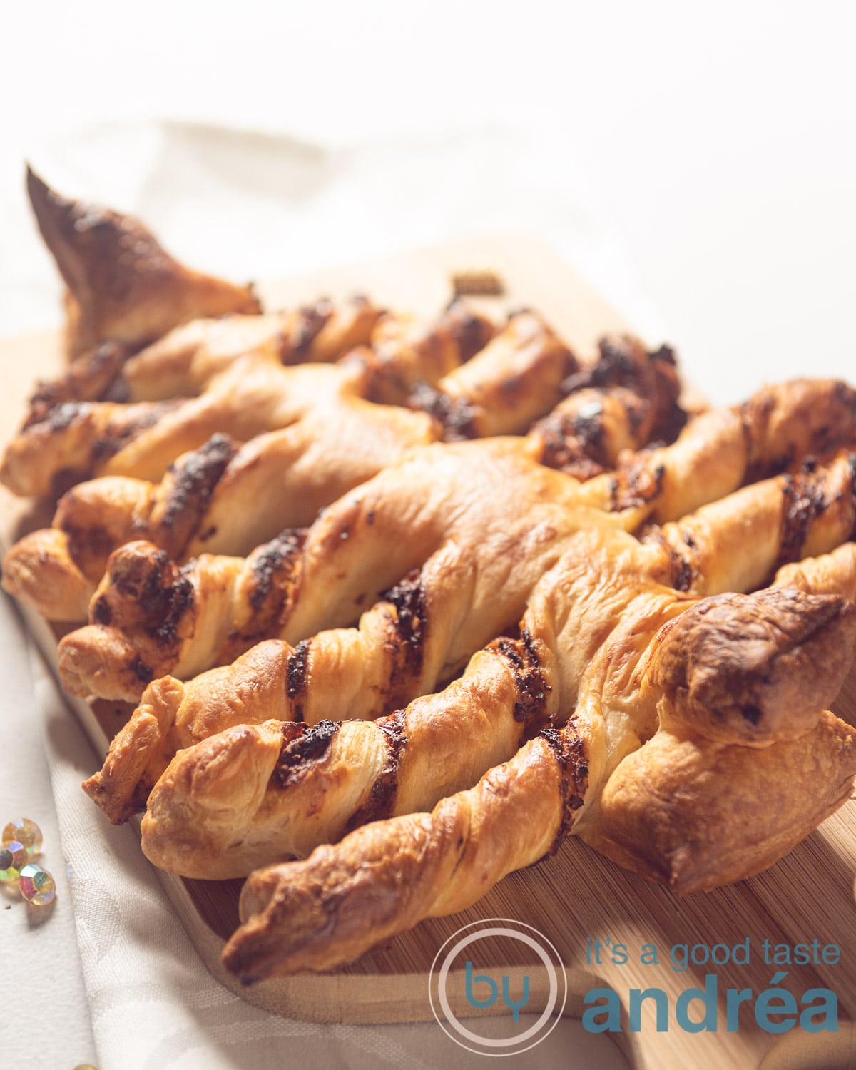 puff pastry Christmas tree with homemade pesto