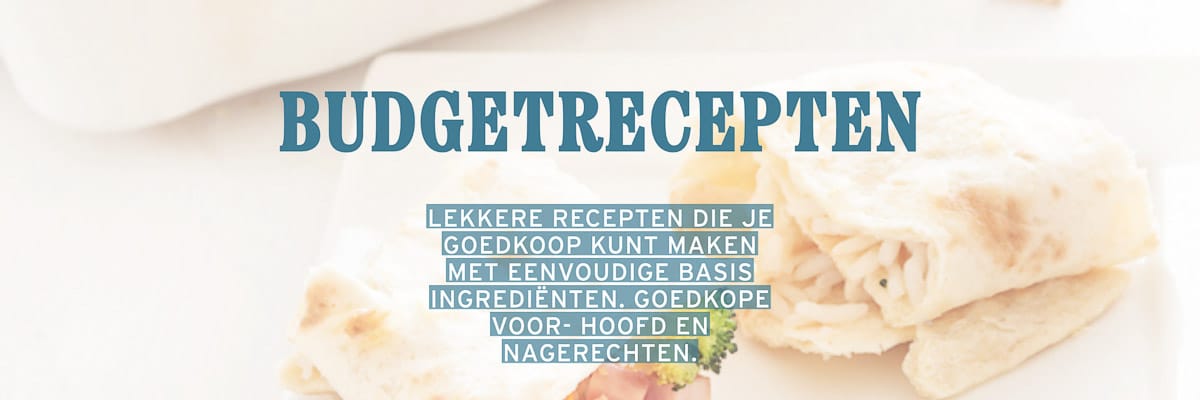 Een deel van een wrap gevuld met groenten en rijst. Een tekstoverlay: budgetrecepten, lekkere recepten die je goedkoop kunt maken met eenvoudige basis ingrediënten. Goedkopen voor- hoofd en nagerechten