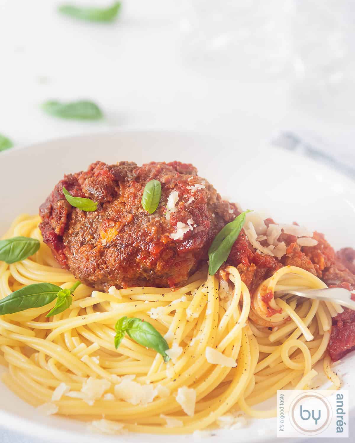 Gehaktballen met salie en Parmezaanse kaas