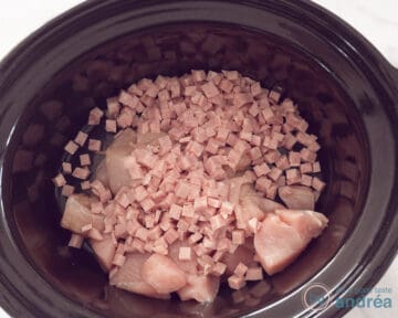 Hamblokjes en kip in de slowcooker