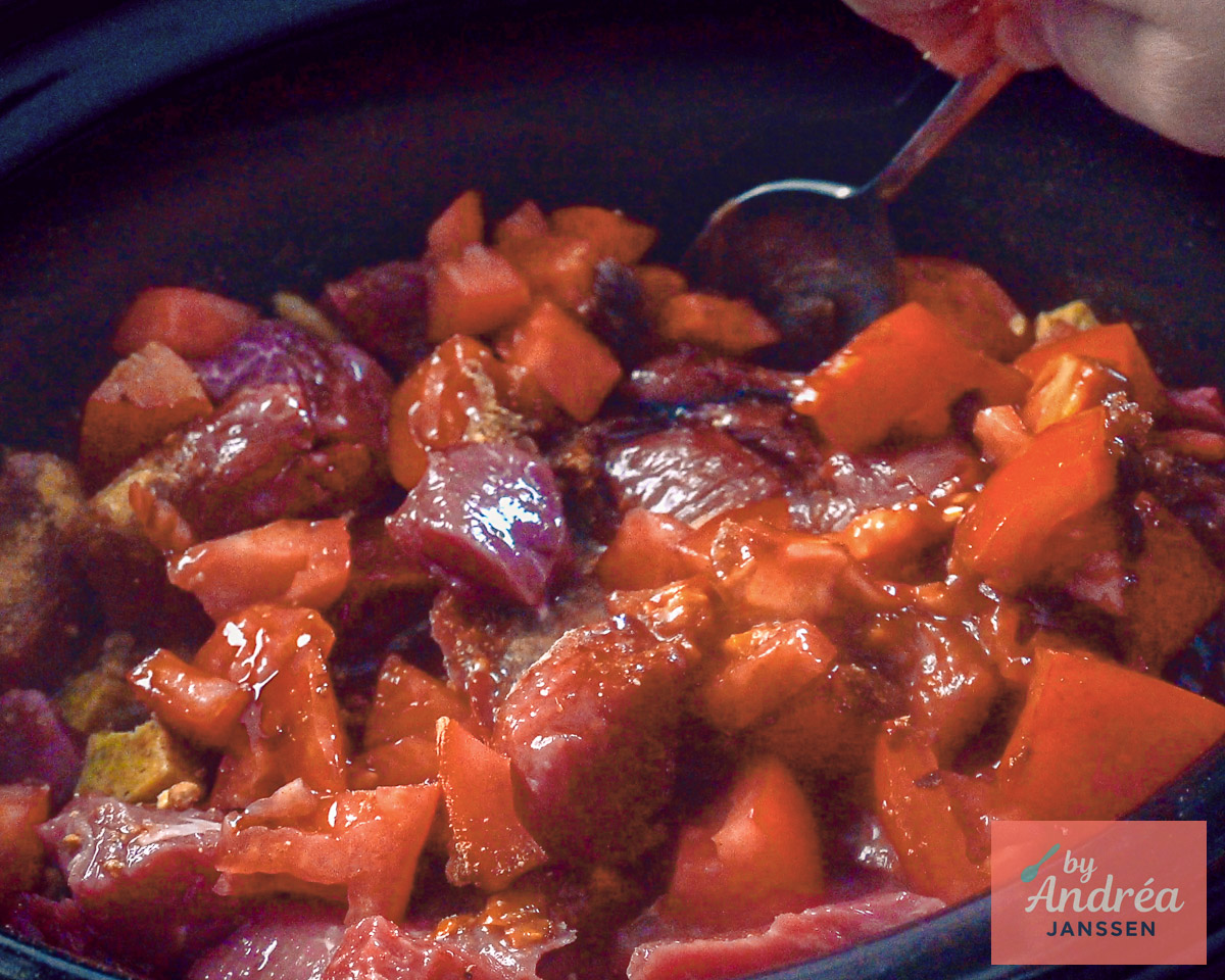 Rundvlees in de slowcooker met ketjap, specerijen en smaakmakers